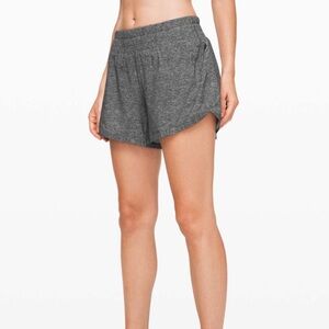 Lululemon Track That Short *5"